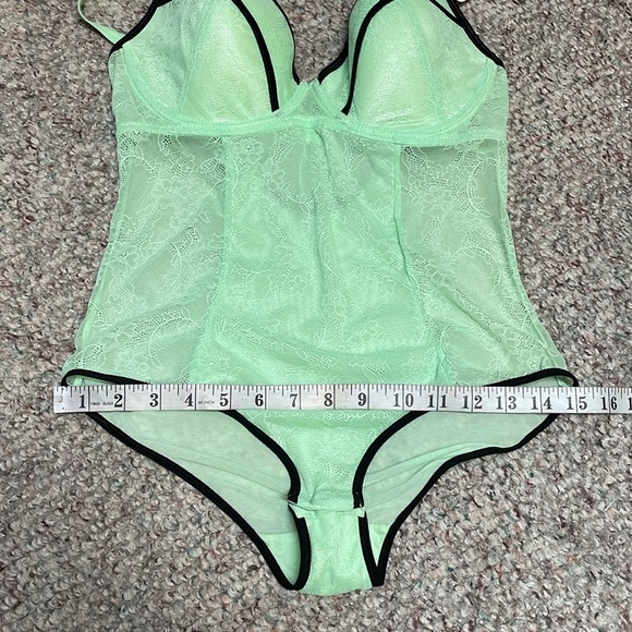 New lace one piece undergarment - Picture 8 of 10